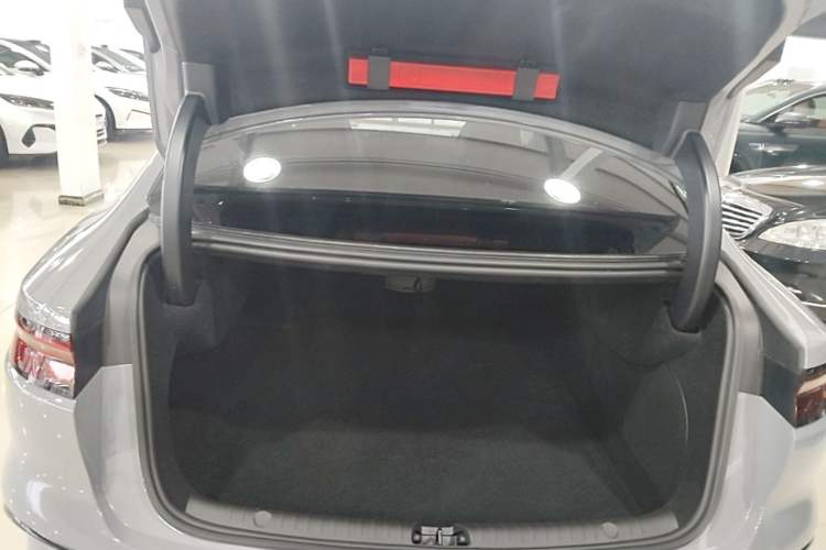 Used BYD Han 2025 DM-i Intelligent Driving Edition 125KM LiDAR Flagship Model Trunk