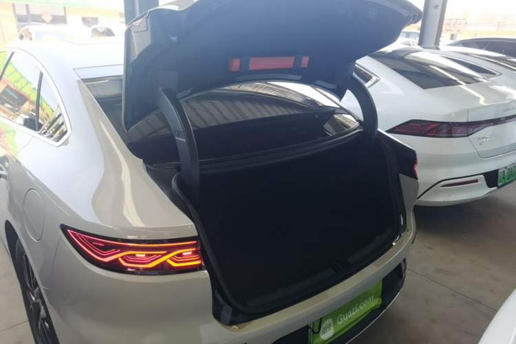 Used BYD Han 2025 DM-i 125KM Elite Model Trunk