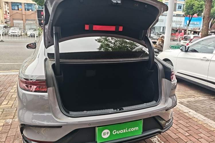Used BYD Han 2025 EV with 701 km of Laser Radar-Enabled Intelligent Driving Trunk
