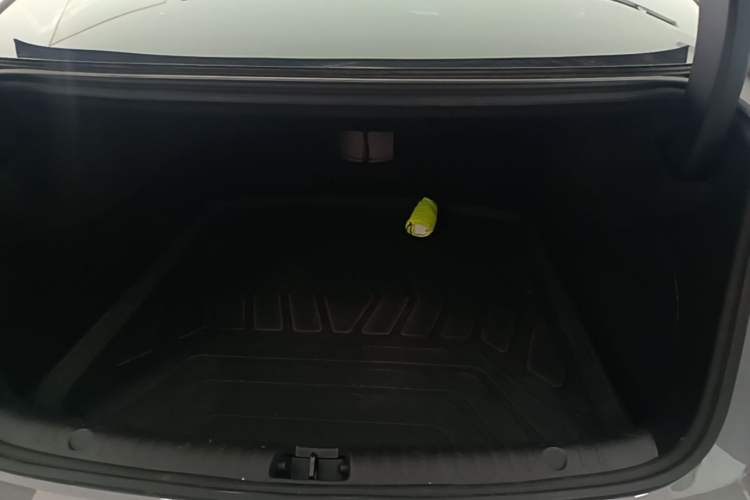 Used BYD Han 2025 DM-i 125KM LiDAR-Powered Intelligent Driving Model Trunk