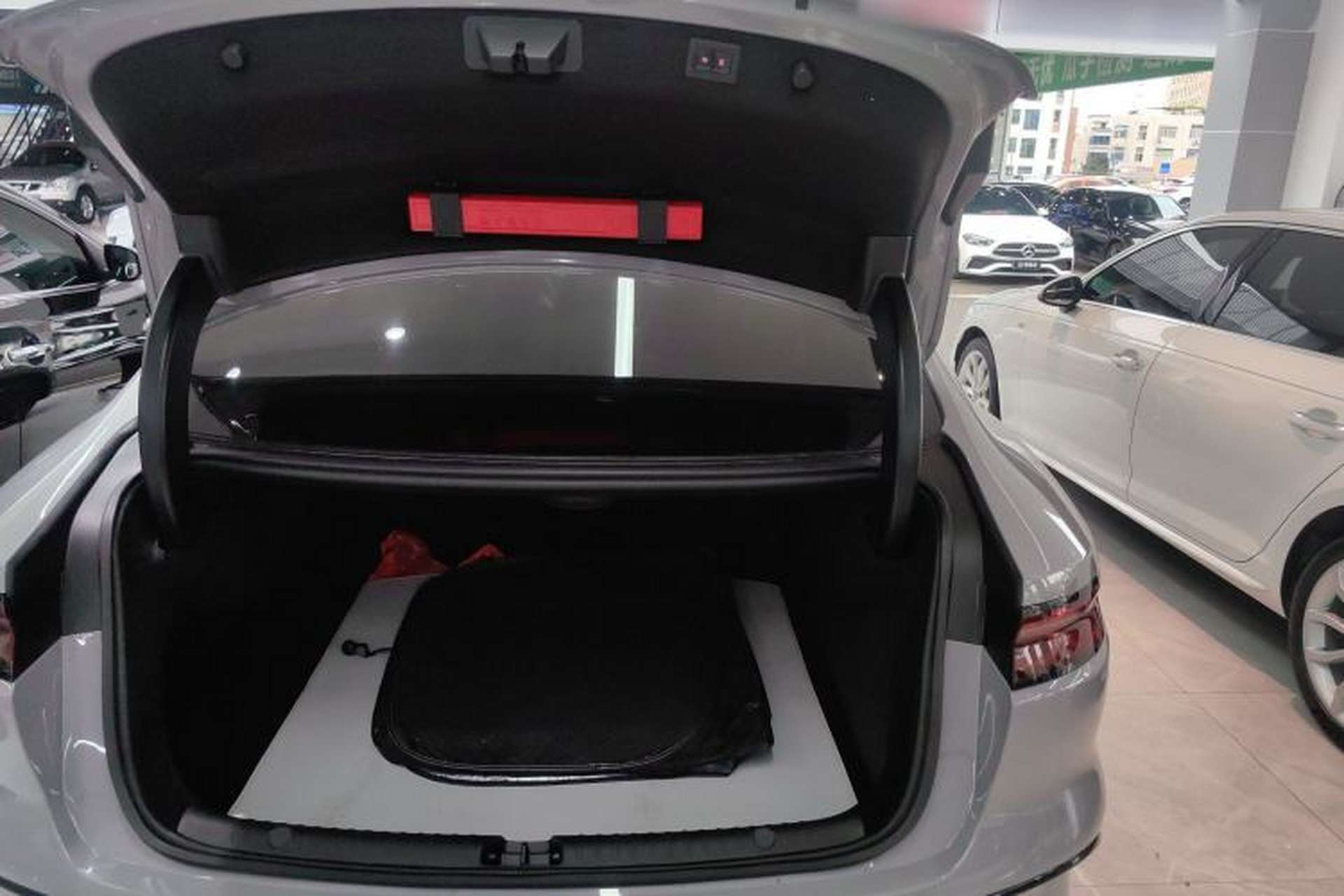 Used BYD Han 2025 EV with 701 km of Laser Radar-Enabled Intelligent Driving Trunk