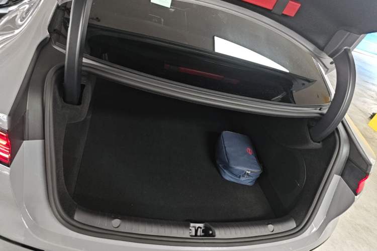 Used BYD Han 2025 DM-i Intelligent Driving Edition 125KM LiDAR Flagship Model Trunk