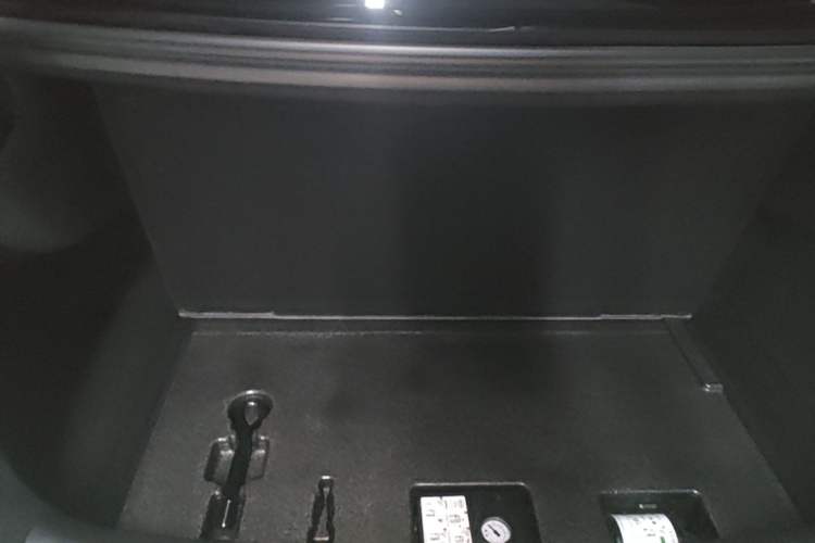 Used BYD Han 2025 EV Intelligent Driving Edition 605KM Prestige Model Trunk
