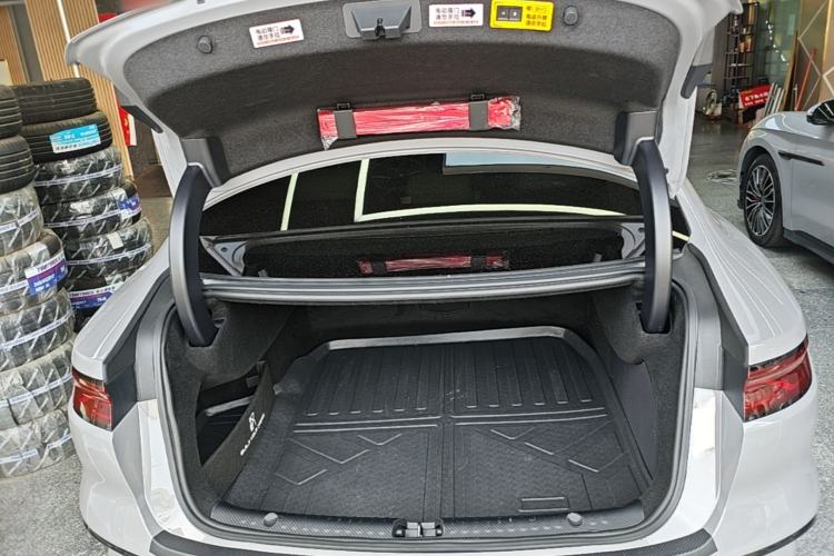 Used BYD Han 2025 EV Intelligent Driving Edition 701KM LiDAR Flagship Model Trunk
