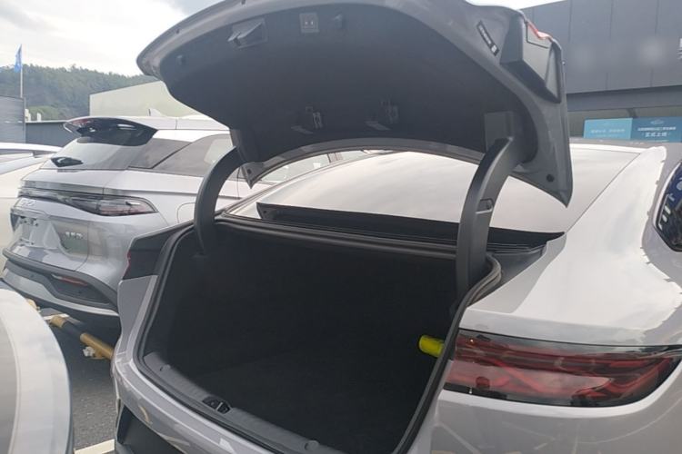 Used BYD Han 2025 DM-i 125KM LiDAR-Powered Intelligent Driving Model Trunk