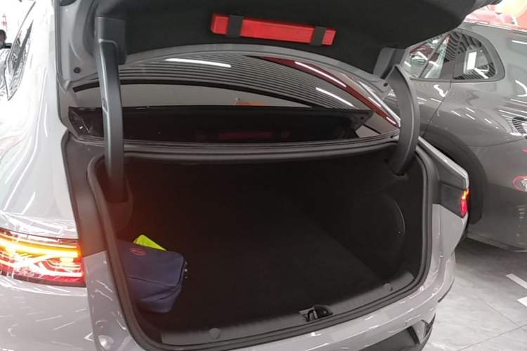 Used BYD Han 2025 DM-i Intelligent Driving Edition 125KM LiDAR Flagship Model Trunk