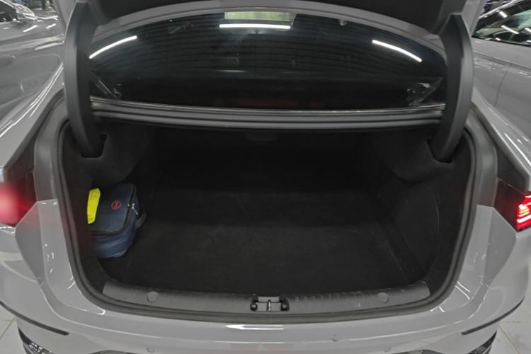 Used BYD Han 2025 DM-i Intelligent Driving Edition 125KM LiDAR Flagship Model Trunk