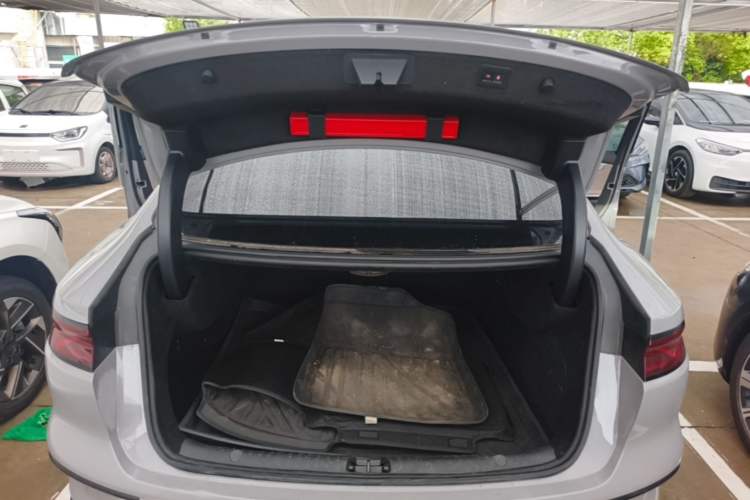 Used BYD Han 2025 EV 605KM Prestige Model Trunk