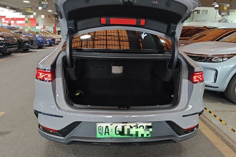 Used BYD Han 2025 DM-i 125KM Elite Model Trunk