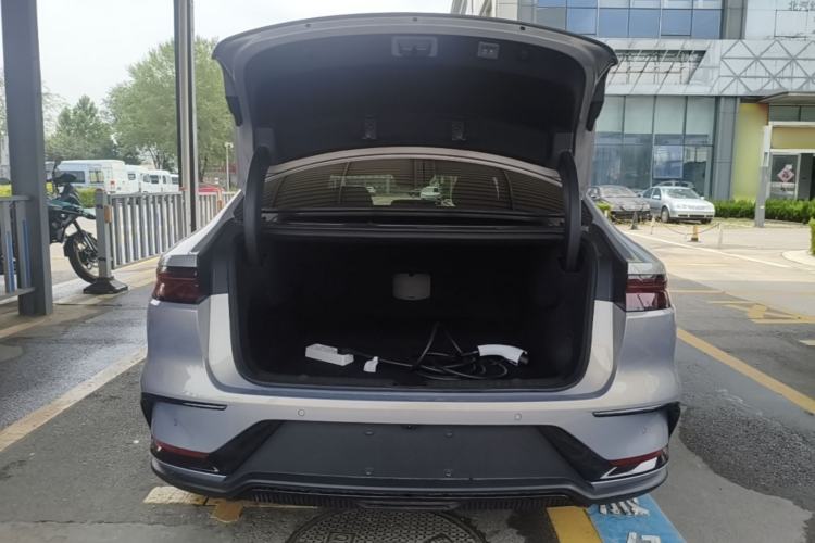 Used BYD Han 2025 Model EV Intelligent Driving Edition 635KM LiDAR Flagship Trunk