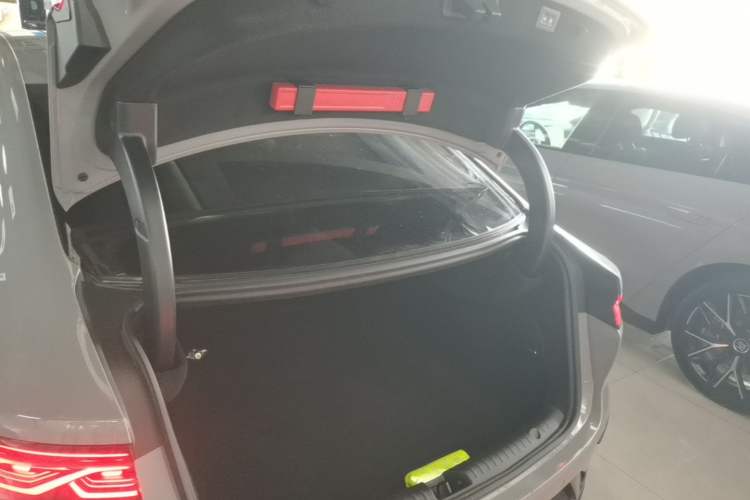 Used BYD Han 2025 DM-i 125KM LiDAR-Powered Intelligent Driving Model Trunk