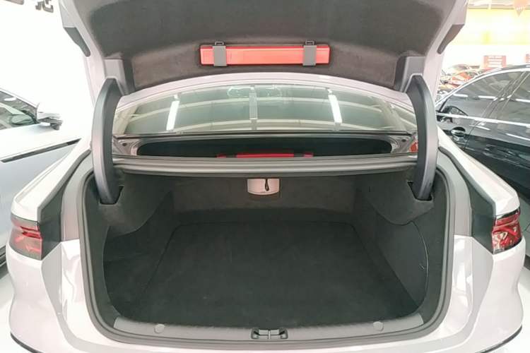 Used BYD Han 2025 DM-i Intelligent Driving Edition 125KM LiDAR Flagship Model Trunk