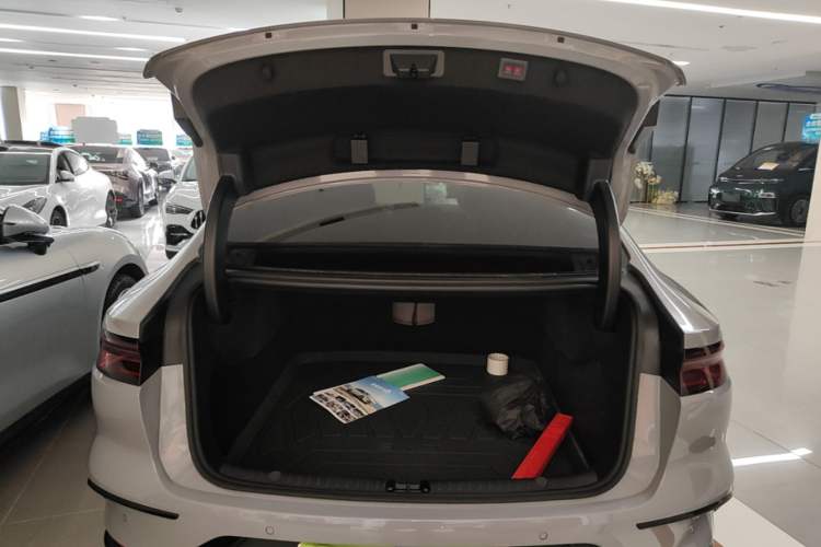 Used BYD Han 2025 DM-i 125KM LiDAR-Powered Intelligent Driving Model Trunk