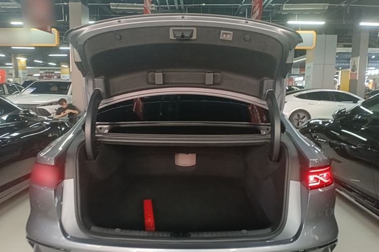 Used BYD Han 2025 DM-i 125KM Prestige Model Trunk
