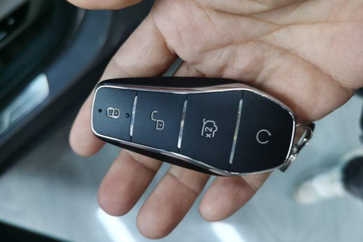Used BYD Han 2025 EV Intelligent Driving Version 506KM Prestige Model Vehicle Key