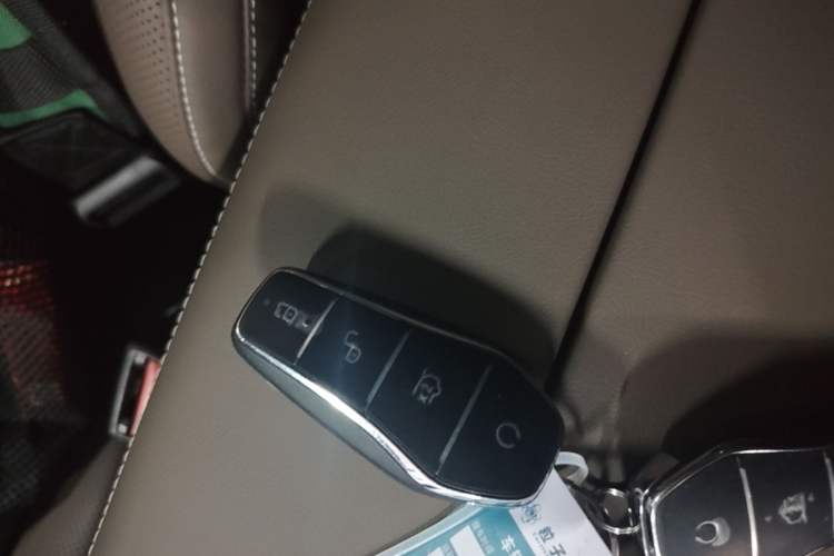 Used BYD Han 2025 DM-i 125KM Elite Model Vehicle Key