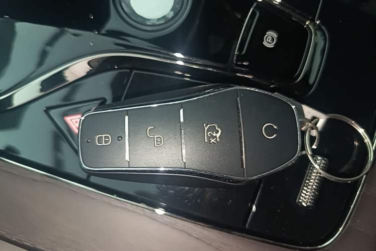 Used BYD Han 2025 DM-i 125KM LiDAR-Powered Intelligent Driving Model Vehicle Key