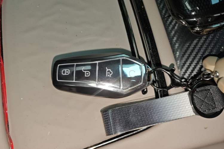 Used BYD Han 2025 DM-i 125KM Prestige Model Vehicle Key