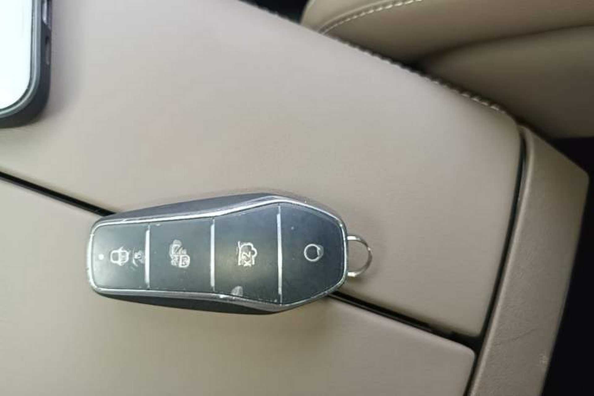 Used BYD Han 2025 DM-i Intelligent Driving Edition 125KM LiDAR Flagship Model Vehicle Key