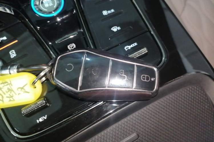 Used BYD Han 2025 DM-i 125KM Elite Model Vehicle Key