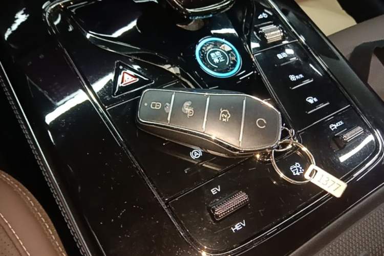 Used BYD Han 2025 DM-i 125KM Prestige Model Vehicle Key