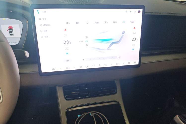 Used BYD Han 2025 Model DM-i Intelligent Driving Edition 245KM Prestige Audio And AC Panel