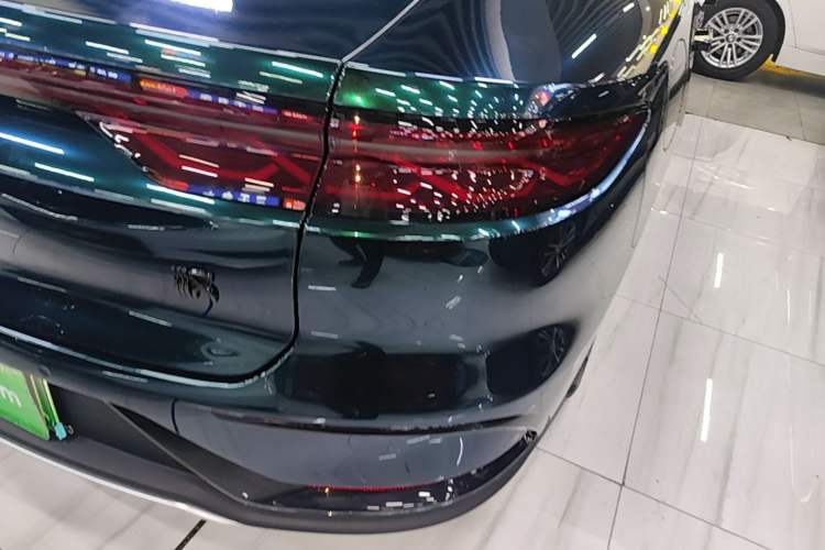 Used BYD Han 2025 DM-i 125KM Prestige Model Exterior 3
