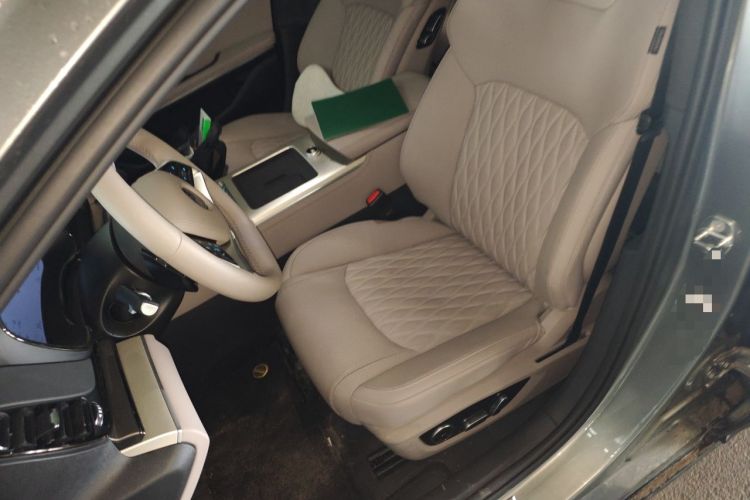 Used BYD Han 2025 Model DM-i Intelligent Driving Edition 245KM Prestige Left Front Seat