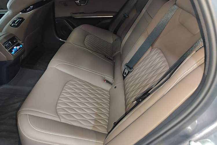 Used BYD Han 2025 DM-i 125KM Prestige Model Left Rear Seat