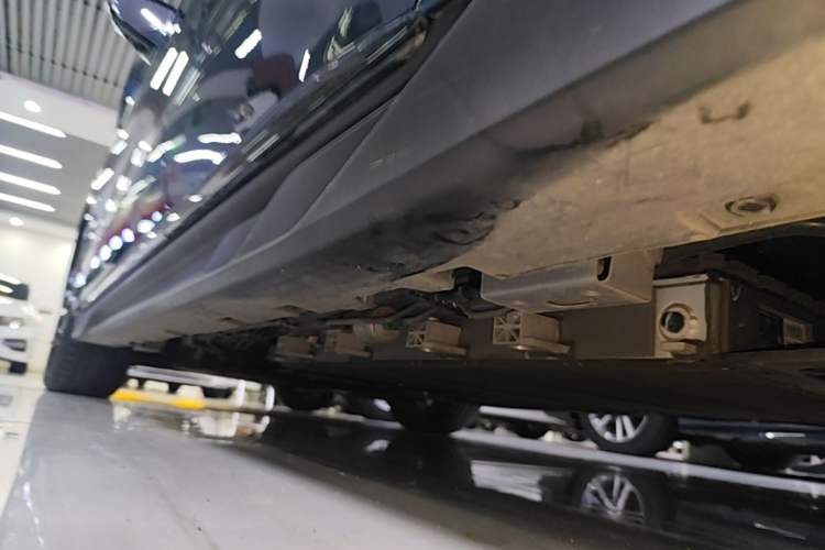 Used BYD Han 2025 DM-i 125KM Prestige Model Left Side Sill