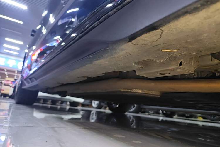 Used BYD Han 2025 DM-i 125KM Prestige Model Right Side Sill
