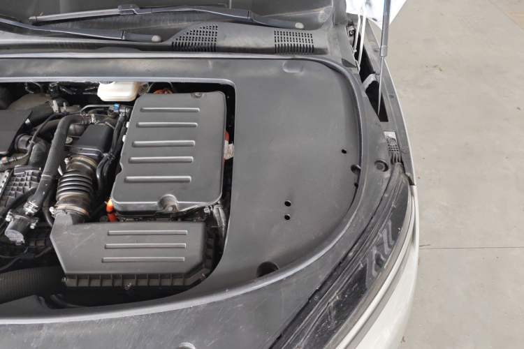 Used BYD Han 2025 DM-i 125KM Elite Model Engine Bay Left