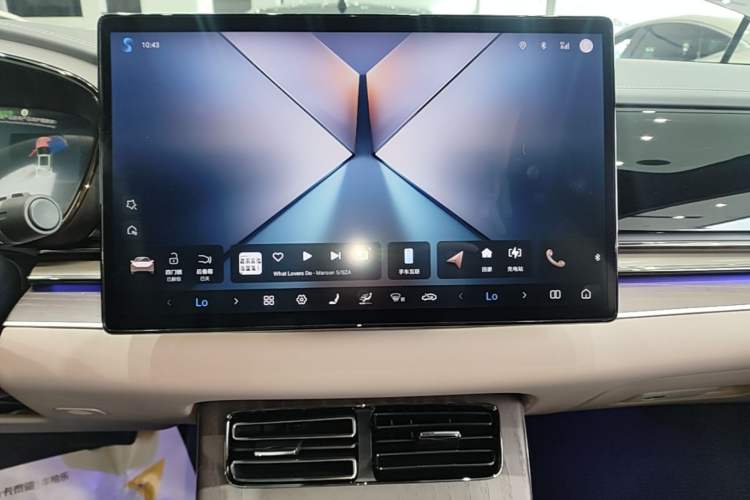 Used BYD Han 2025 EV with 701 km of Laser Radar-Enabled Intelligent Driving Audio And AC Panel