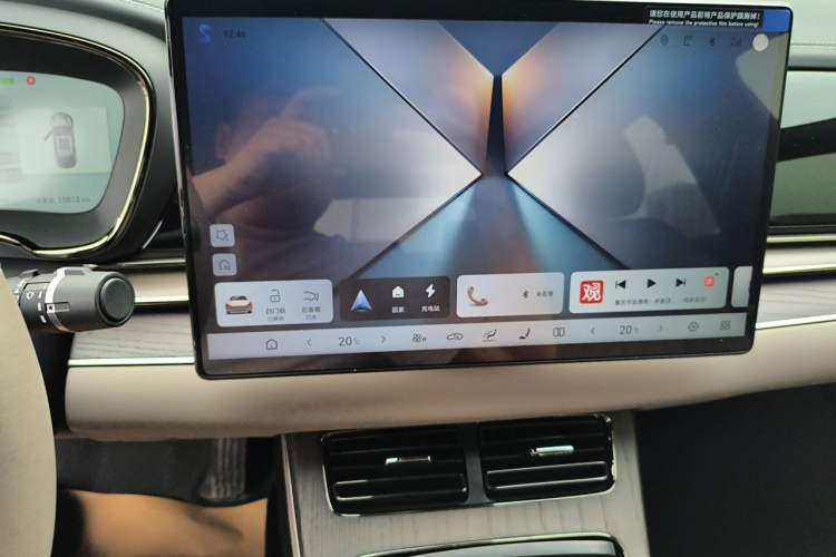 Used BYD Han 2025 EV with 701 km of Laser Radar-Enabled Intelligent Driving Audio And AC Panel