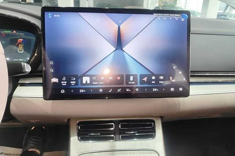 Used BYD Han 2025 Model EV Intelligent Driving Edition 635KM LiDAR Flagship Audio And AC Panel