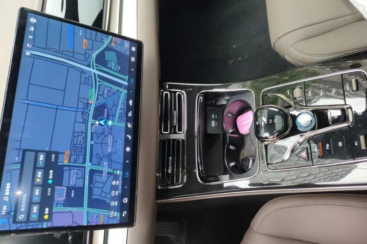 Used BYD Han 2025 DM-i Intelligent Driving Edition 125KM LiDAR Flagship Model Audio And AC Panel