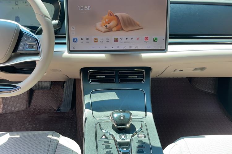 Used BYD Han 2025 DM-i 125KM Elite Model Audio And AC Panel