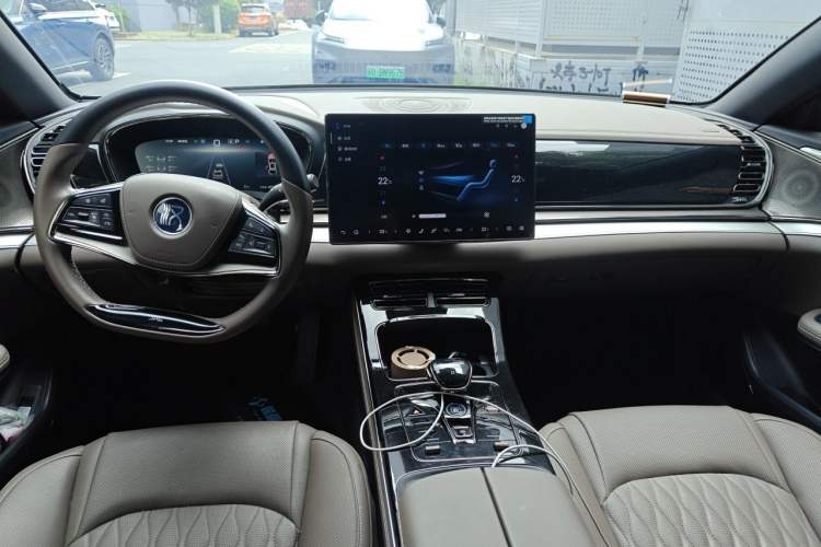 Used BYD Han 2025 DM-i 125KM Elite Model Center Console