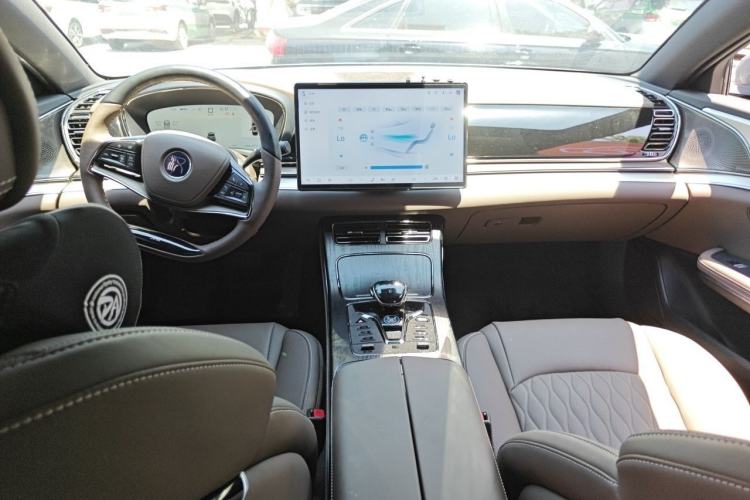 Used BYD Han 2025 DM-i 125KM Prestige Model Center Console
