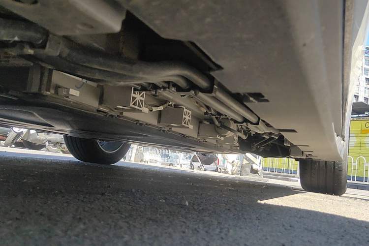 Used BYD Han 2025 DM-i 125KM Elite Model Chassis Front Left