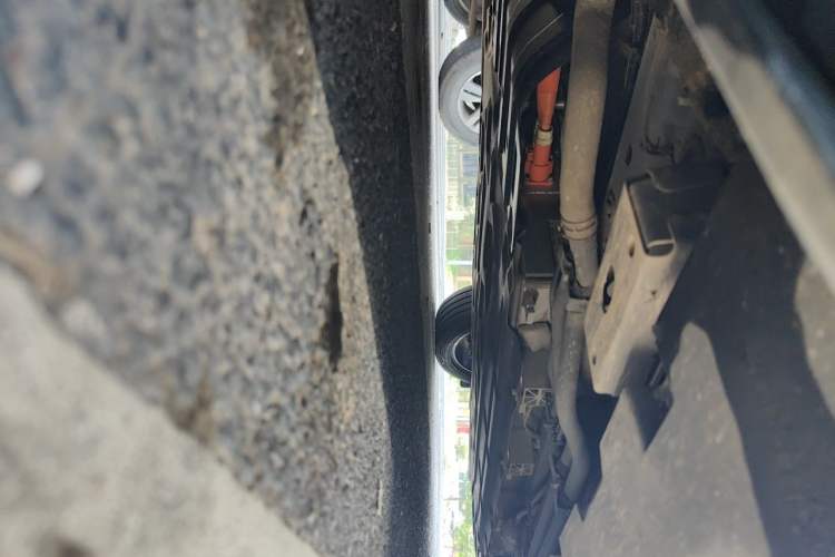 Used BYD Han 2025 DM-i 125KM Elite Model Chassis Front Left