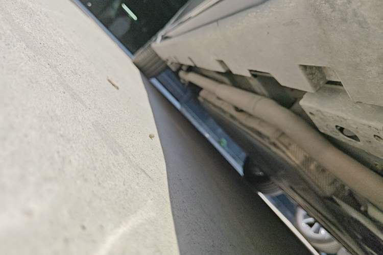 Used BYD Han 2025 DM-i 125KM Prestige Model Chassis Front Right