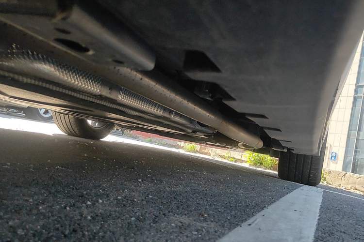 Used BYD Han 2025 DM-i 125KM Elite Model Chassis Rear Right