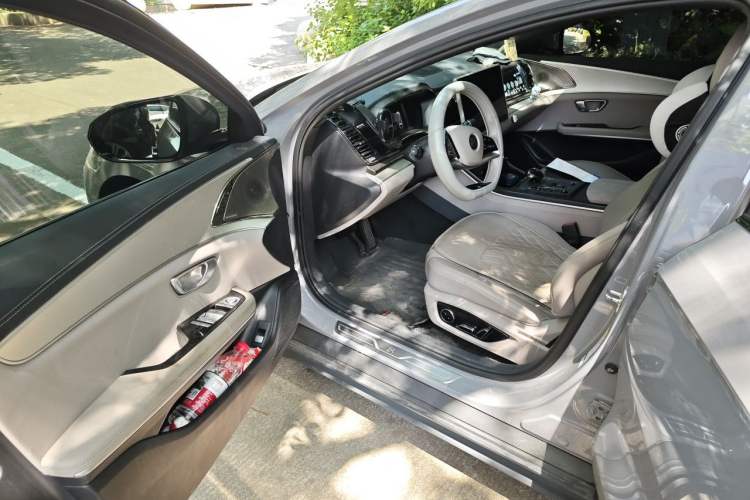 Used BYD Han 2025 DM-i 125KM Prestige Model Driver Seat