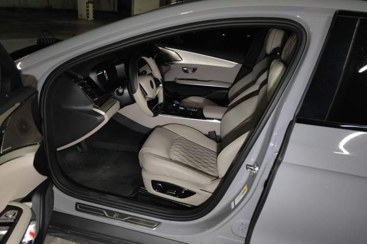 Used BYD Han 2025 DM-i 125KM Prestige Model Driver Seat