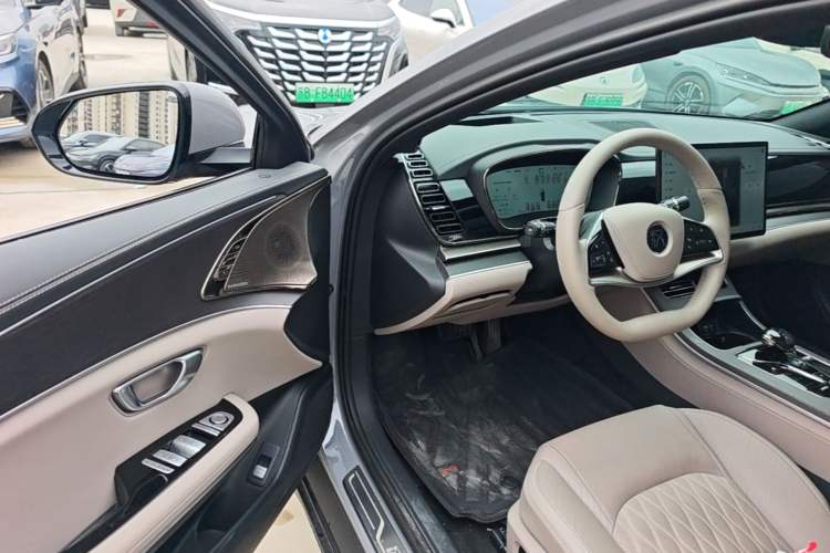 Used BYD Han 2025 DM-i Intelligent Driving Edition 125KM LiDAR Flagship Model Driver Seat