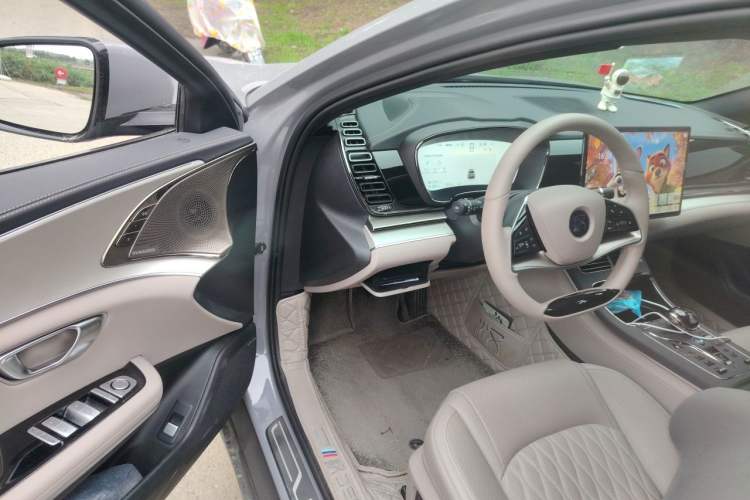 Used BYD Han 2025 DM-i 125KM Prestige Model Driver Seat