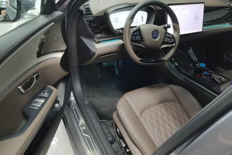 Used BYD Han 2025 DM-i 125KM Elite Model Driver Seat