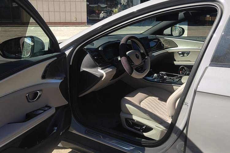 Used BYD Han 2025 DM-i 125KM Elite Model Driver Seat