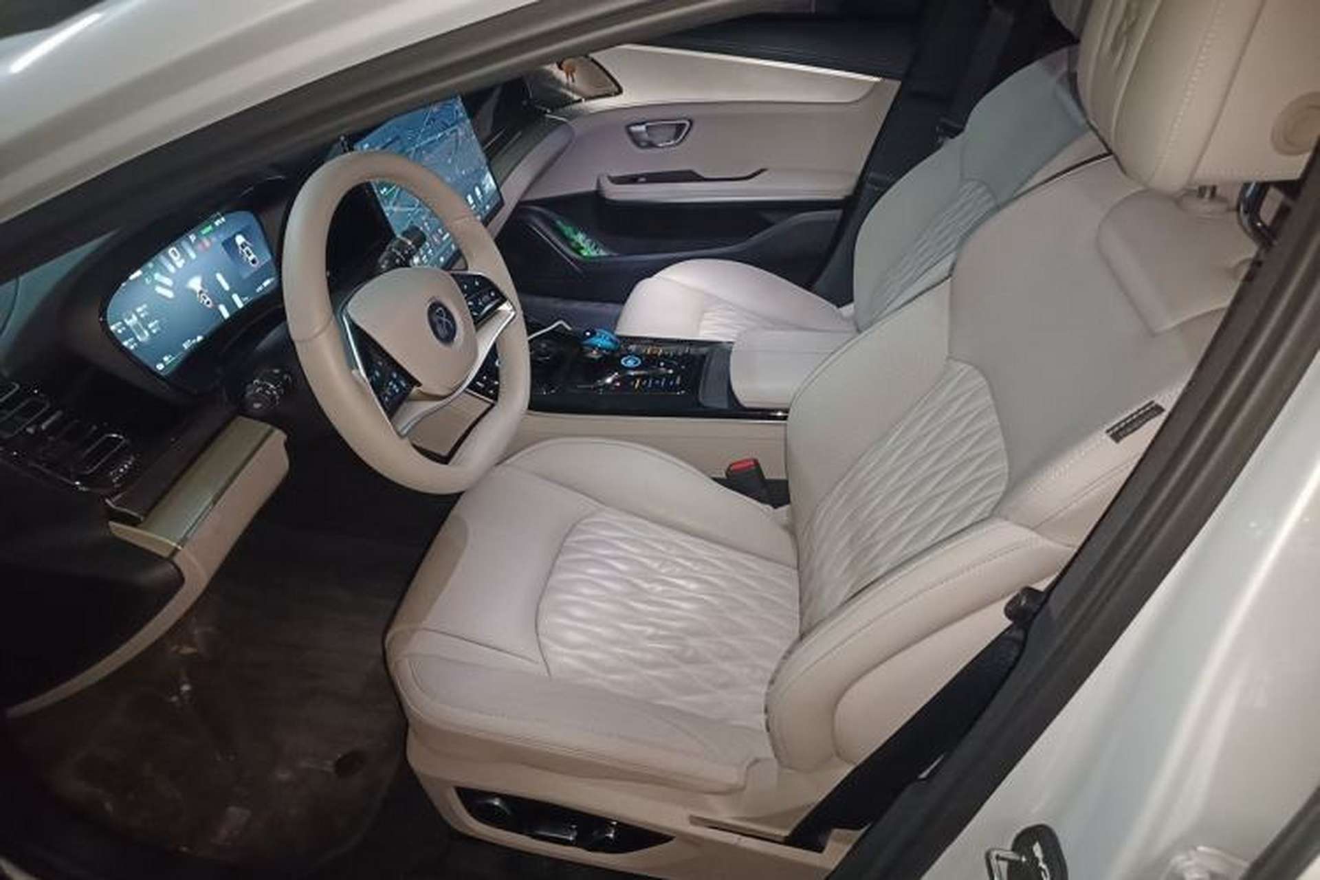 Used BYD Han 2025 EV Intelligent Driving Edition 605KM Prestige Model Driver Seat